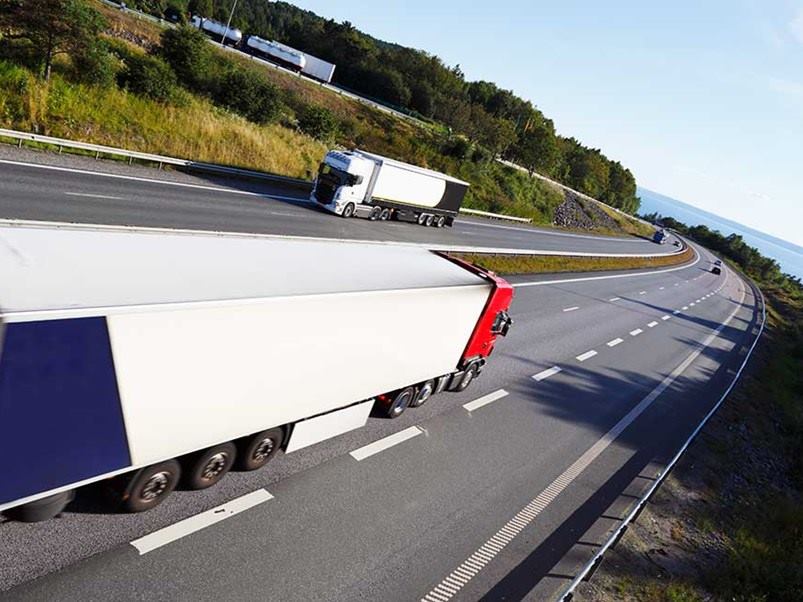 transporte-camion-carretera